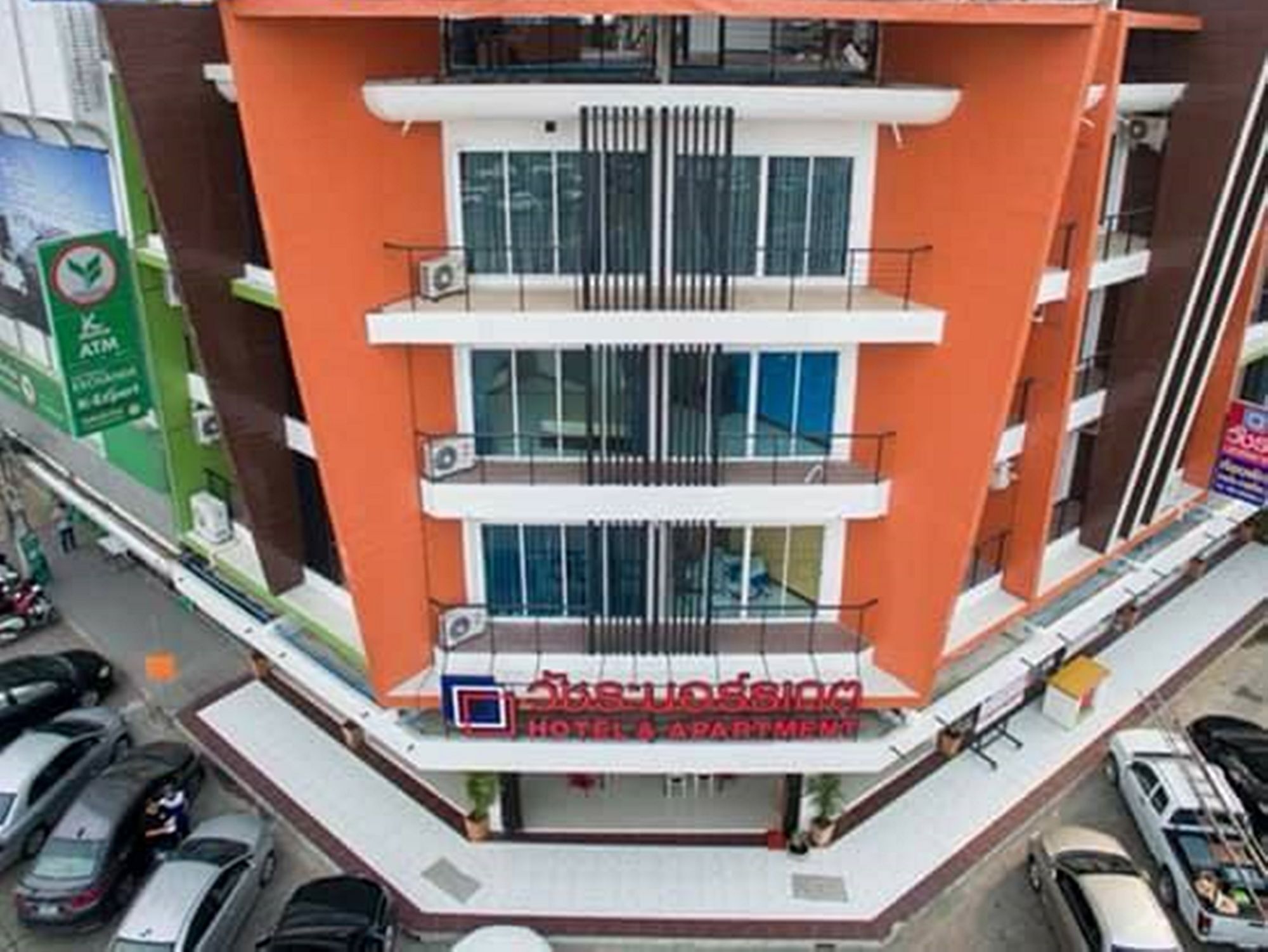 Vatchara Northgate Hotel Накхонсаван Экстерьер фото